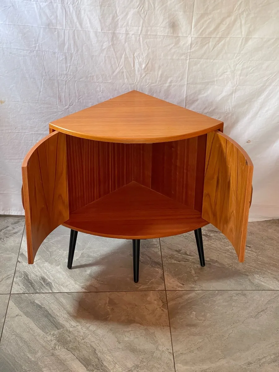 Mid century G plan corner cabs - Image 3
