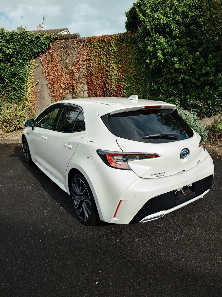 Toyota Corolla Sport - Image 4