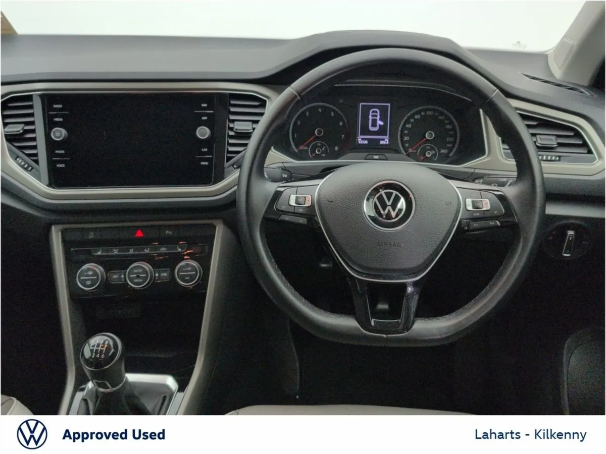 Volkswagen T-Roc Design 1.0 TSI M6F 110HP 5DR - Image 4