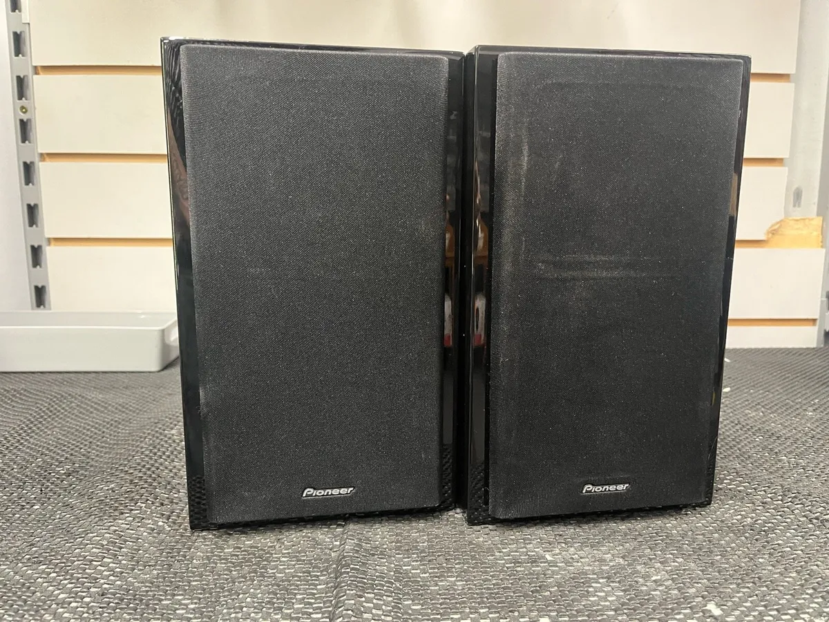 Pioneer SP01 LR Speakers - Image 1