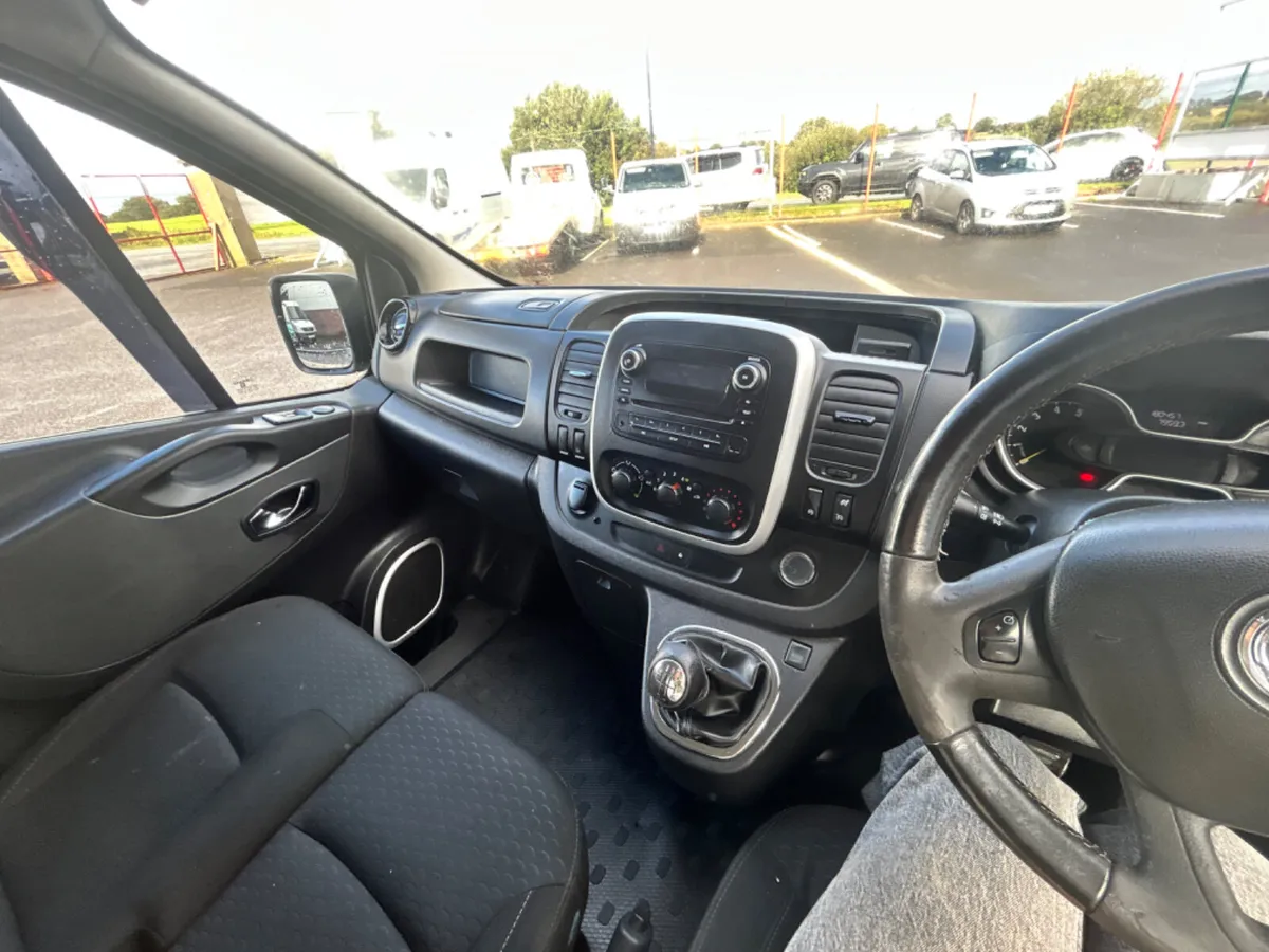Vauxhall Vivaro 2015 - Image 3