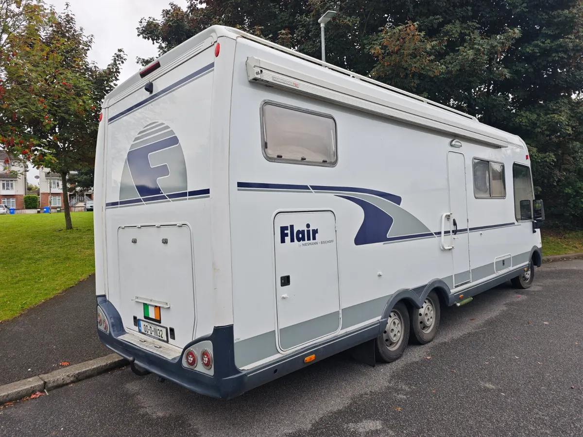 2000 Niesmann & Bischoff Flair Motorhome - Image 3