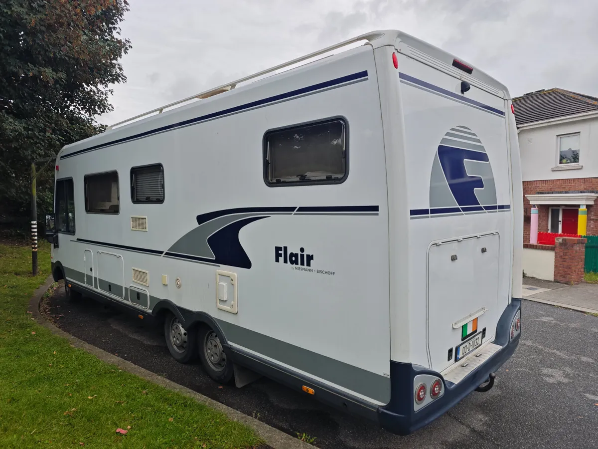 2000 Niesmann & Bischoff Flair Motorhome - Image 4