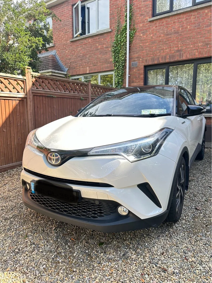 Toyota CHR SPORT LUNA - Image 1