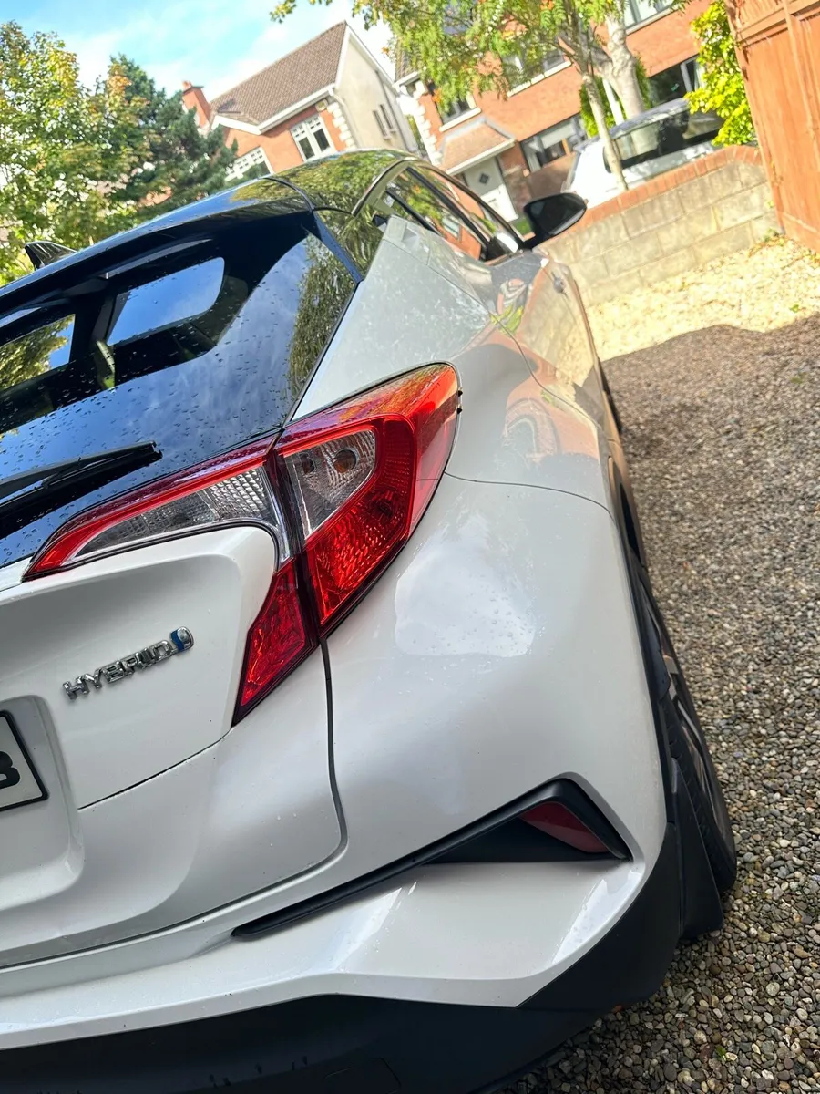 Toyota CHR SPORT LUNA - Image 3