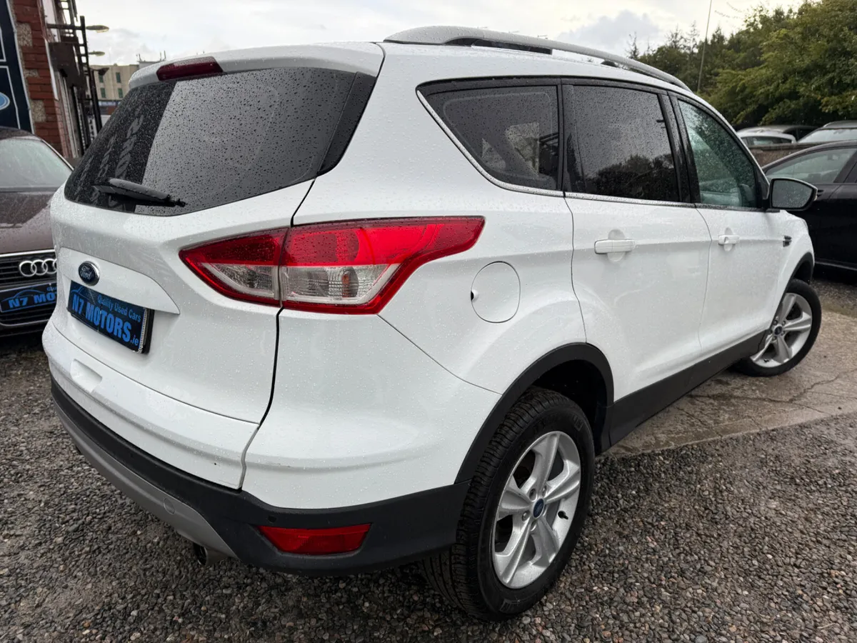 2015 Ford Kuga  ZETEC 2.0 TDCI - Image 4