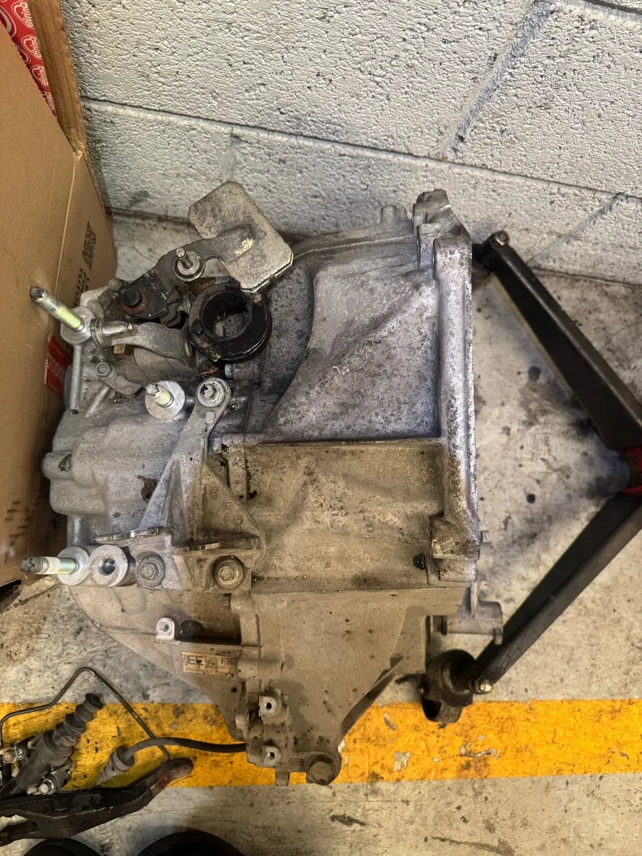 Manual Gearbox Mazda 6 2015 - Image 2