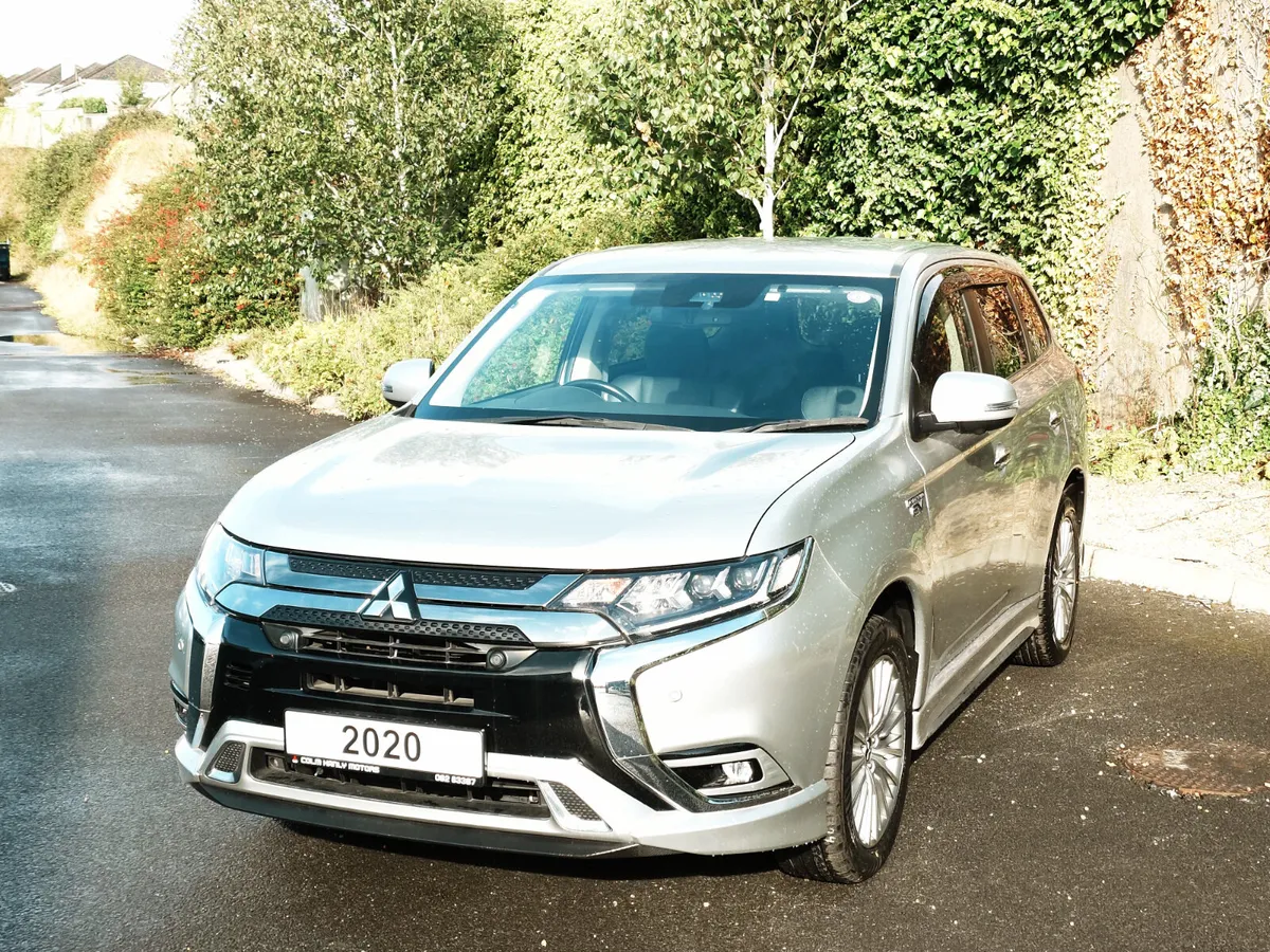 Mitsubishi Outlander PHEV - Image 3