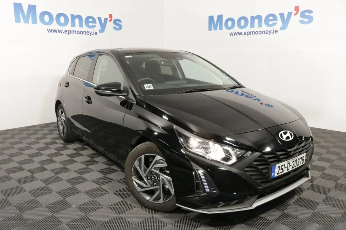 Hyundai i20 Deluxe Plus - EX Fleet - 1.2l Petrol - Image 1