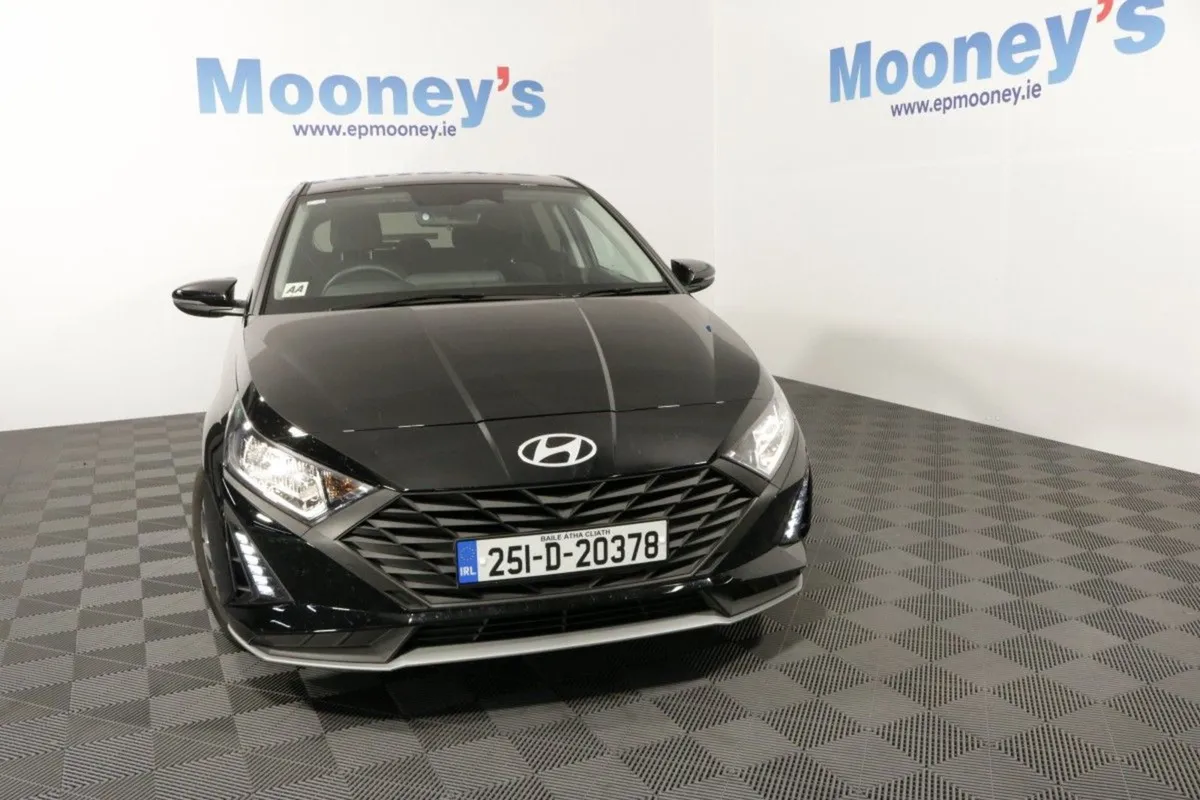 Hyundai i20 Deluxe Plus - EX Fleet - 1.2l Petrol - Image 2