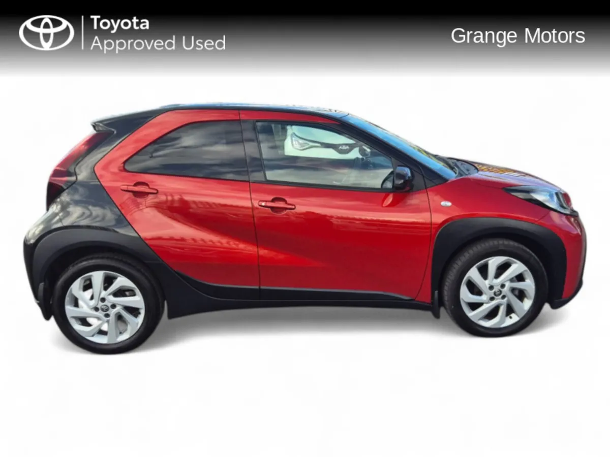 Toyota Aygo X 1.0LTR PETROL DESIGN**LOW MILEAGE** - Image 4