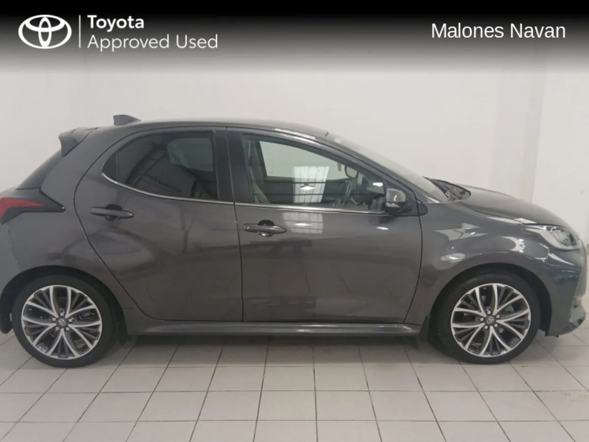Toyota Yaris YARIS 1.5 HYBRID PLATINUM - Image 3