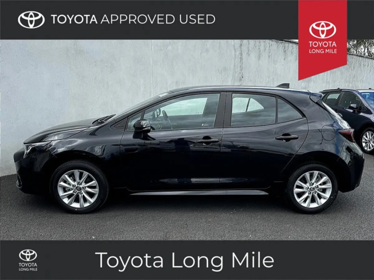 Toyota Corolla 1.8 Hybrid Luna 5dr Display Model w - Image 3