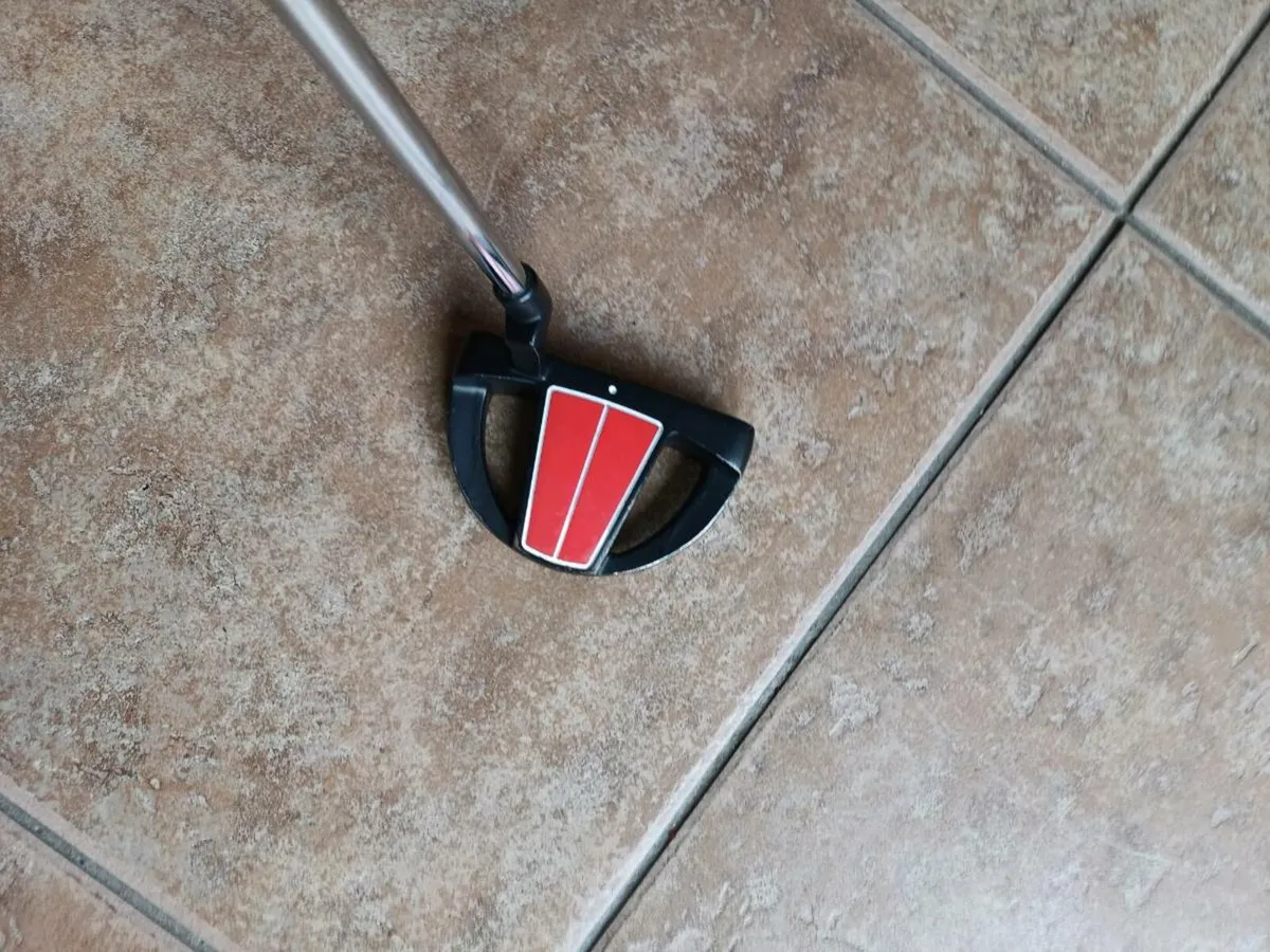Golf putter - Image 2