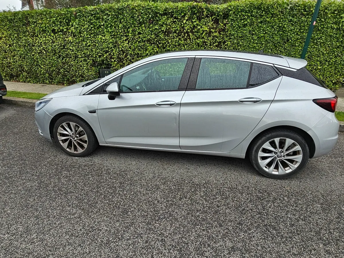 Opel Astra 2016 - Image 2