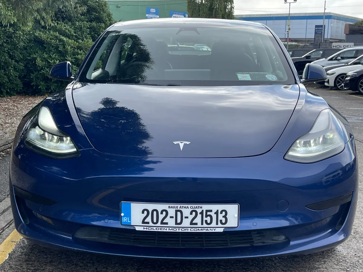 Tesla Model 3 2020 - Image 4