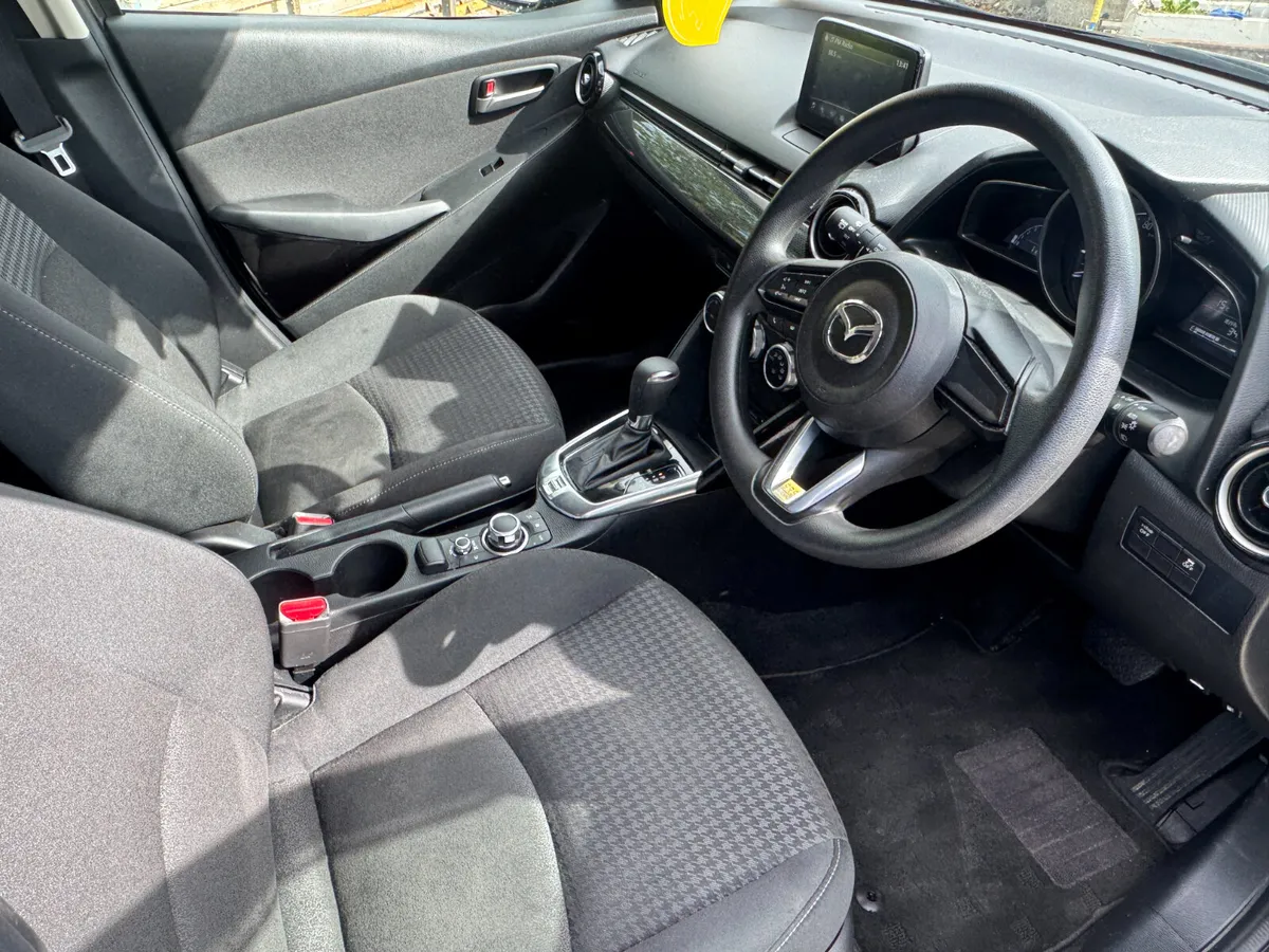 2016 Mazda Demio 1.3 Auto - Image 4