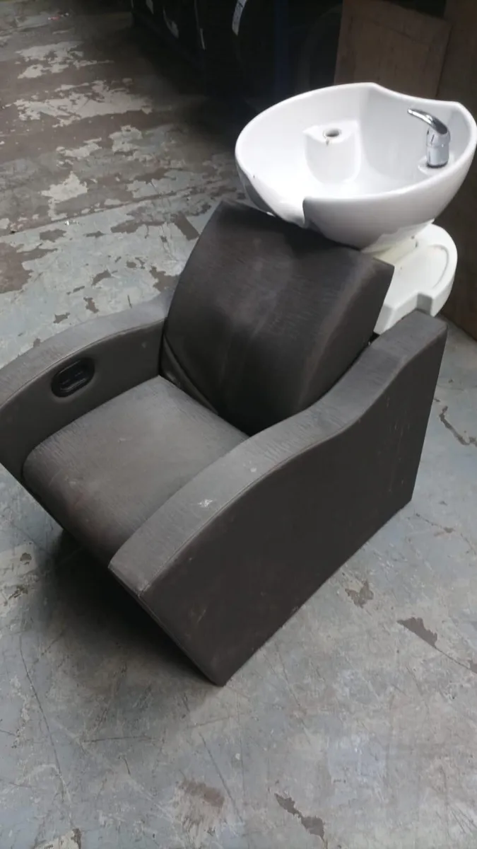 Hair salon wash chairs - Image 2