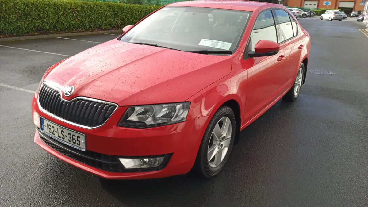 SKODA OCTAVIA / 2016 / 1.6 DIESEL / MANUAL - Image 1