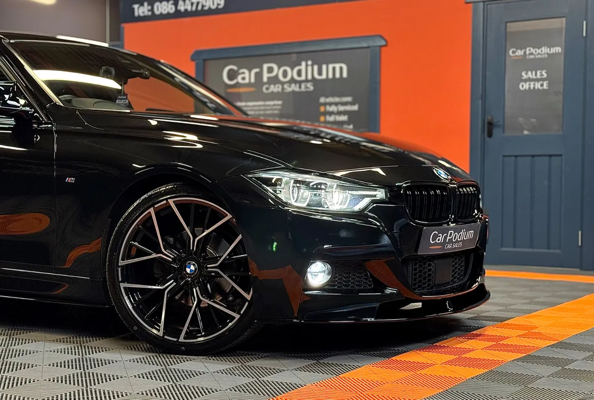 2017 BMW 320D M-Sport Auto M-Performance - Image 2
