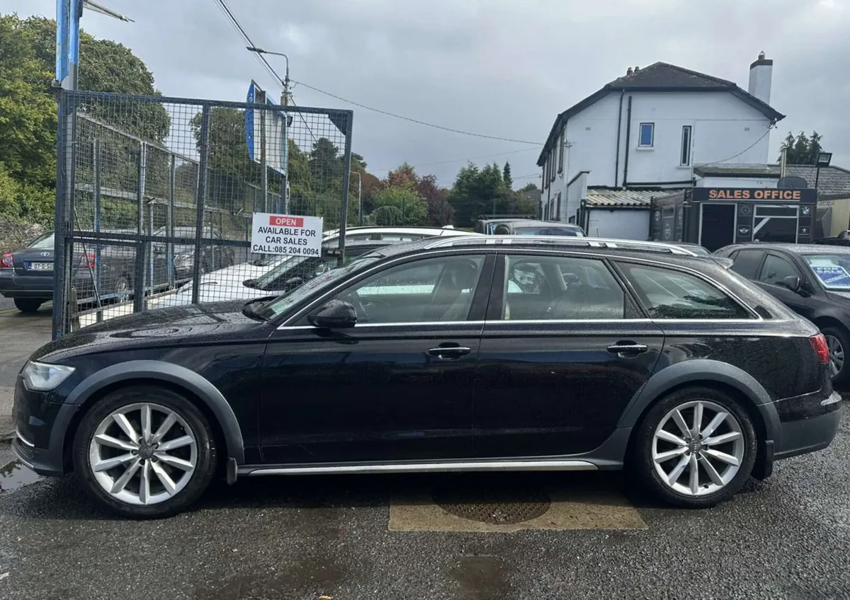 Audi A6 Allroad 3.0 V6 QUATTRO Automatic - Image 3