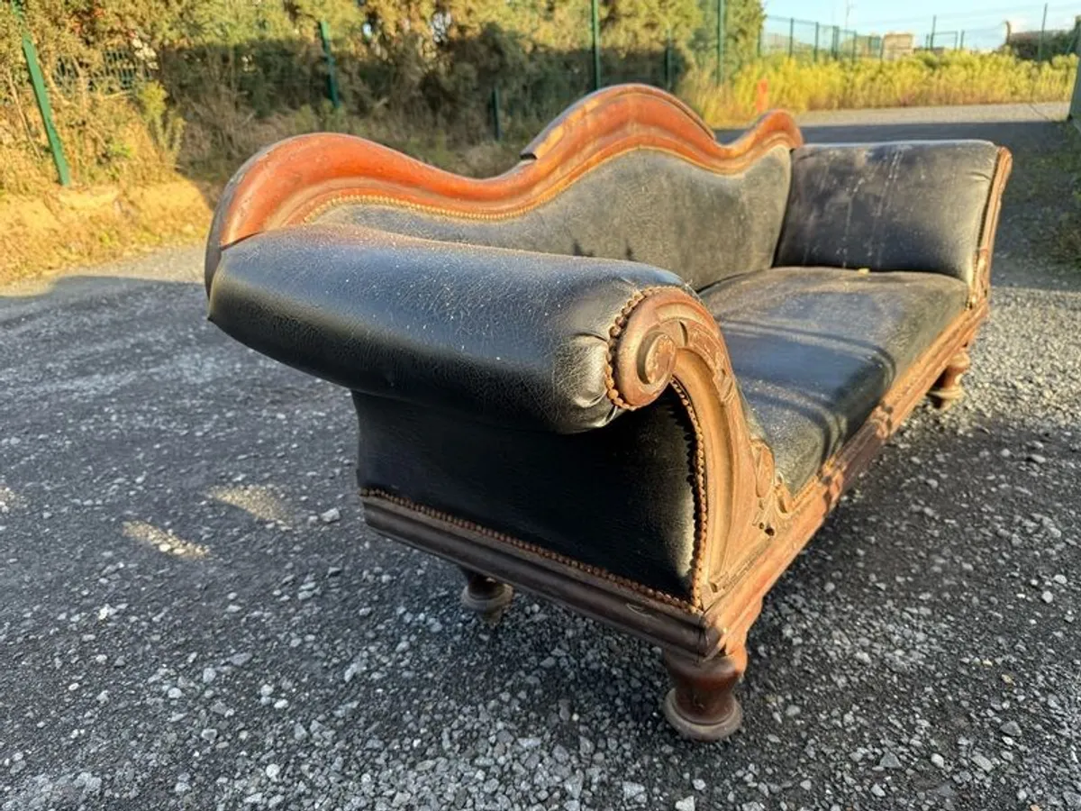 victorian Chaise Lounge - Image 1