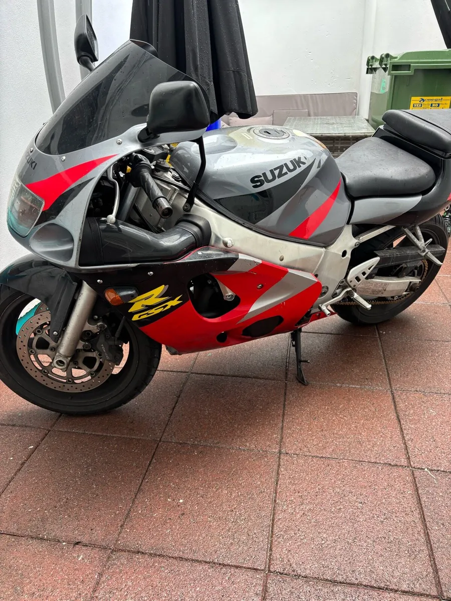 Suzuki gsxr 600 1997 - Image 2