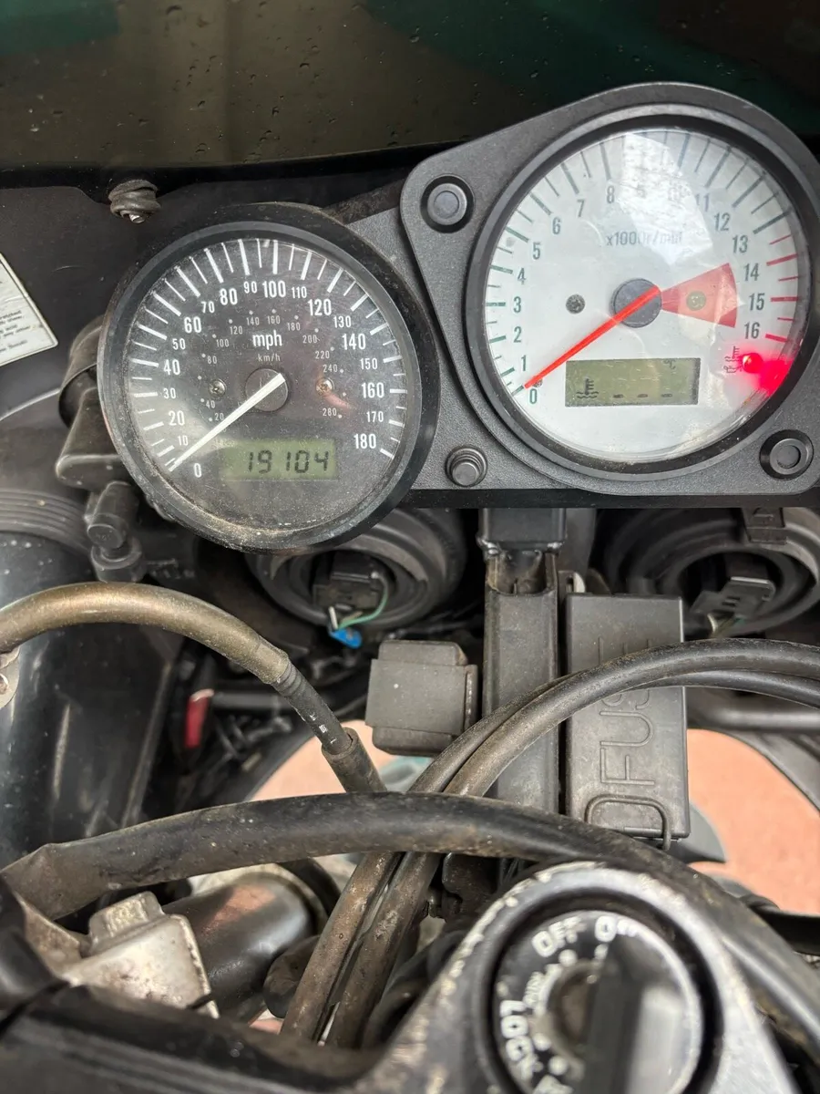 Suzuki gsxr 600 1997 - Image 3