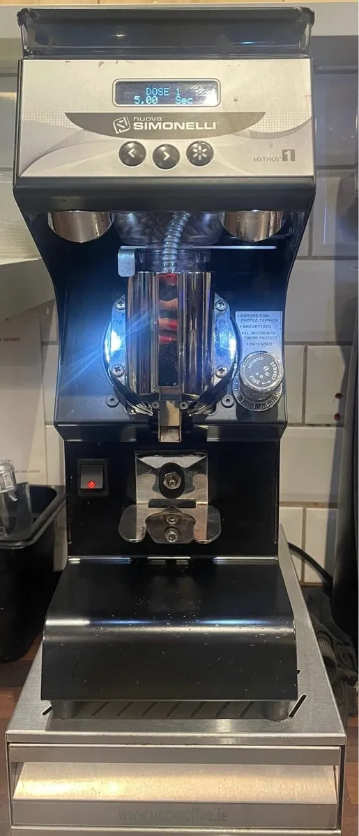 Nuova Simonelli Mythos One coffee Grinder - Image 2
