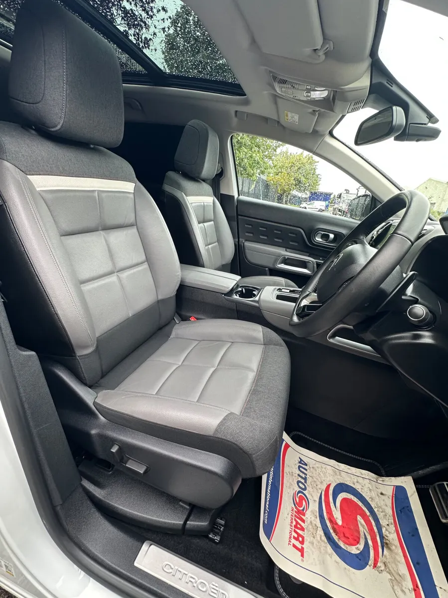 202D C5 Aircross 2.0 Auto 180bhp - Image 4