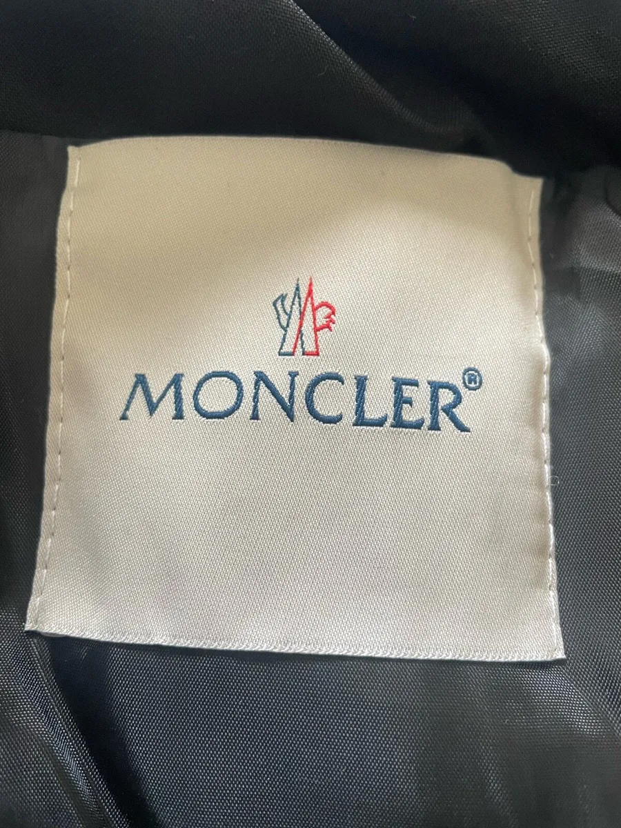 Moncler black Gilet, (replica) medium - Image 2