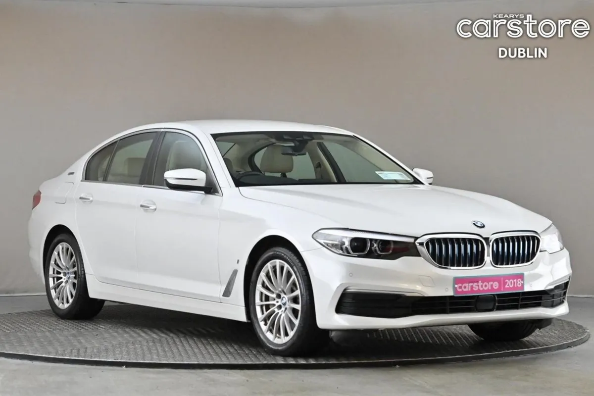 BMW 5 Series 530E SE Plug-in Hybrid  full Beige L - Image 1
