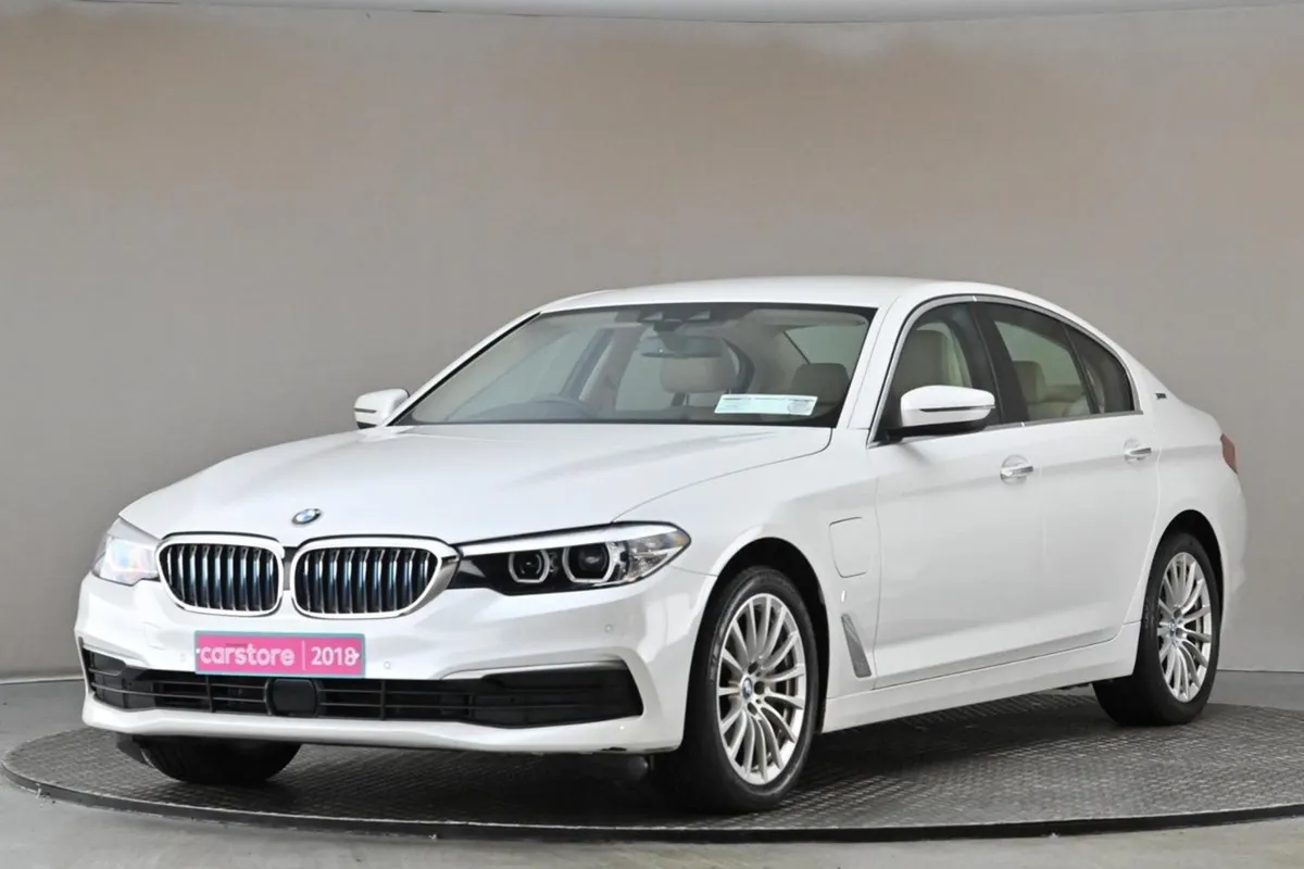 BMW 5 Series 530E SE Plug-in Hybrid  full Beige L - Image 3
