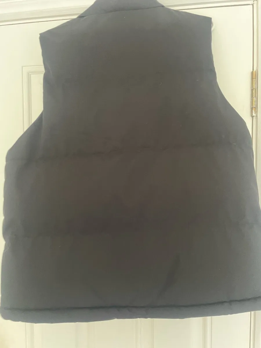 Moncler black Gilet, (replica) medium - Image 4