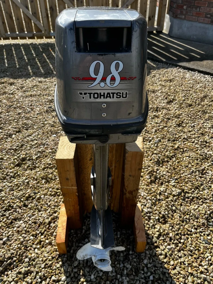 Boat engine - Image 2
