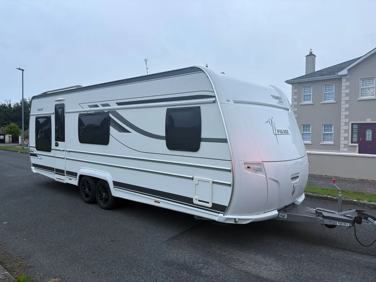 2019 Fendt Palace 650 - Image 1
