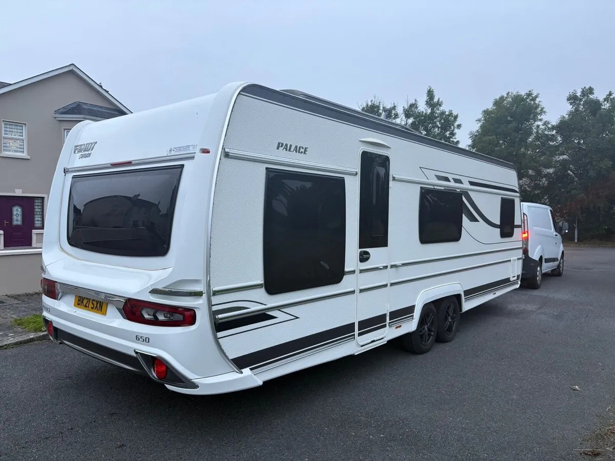 2019 Fendt Palace 650 - Image 3