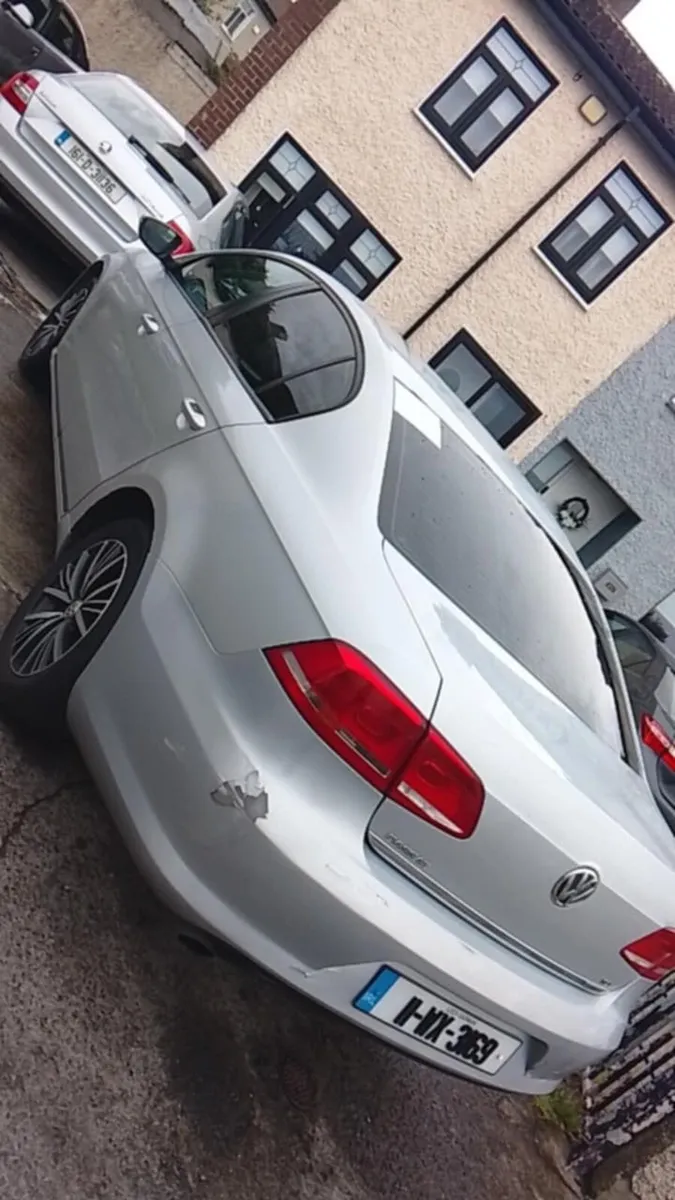Volkswagen Passat - Image 3