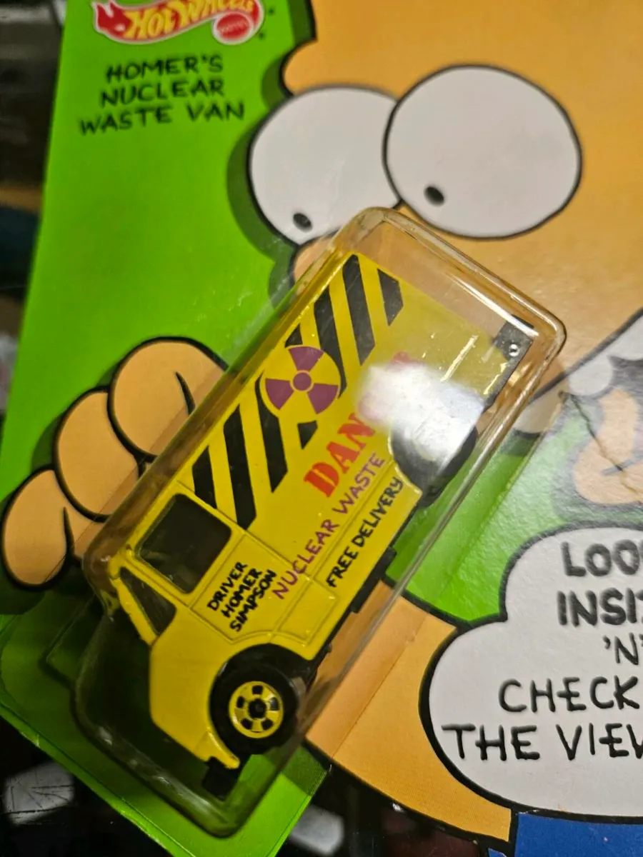 Corgi Hotwheels Simpsons Nuclear Waste Van - Image 2