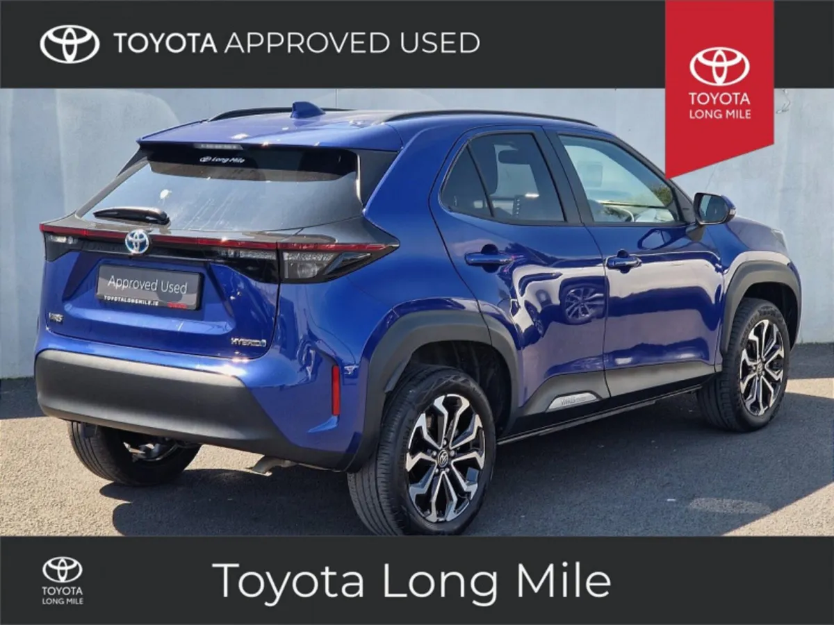 Toyota Yaris Cross 1.5 Hybrid Luna Sport 5dr - Image 2