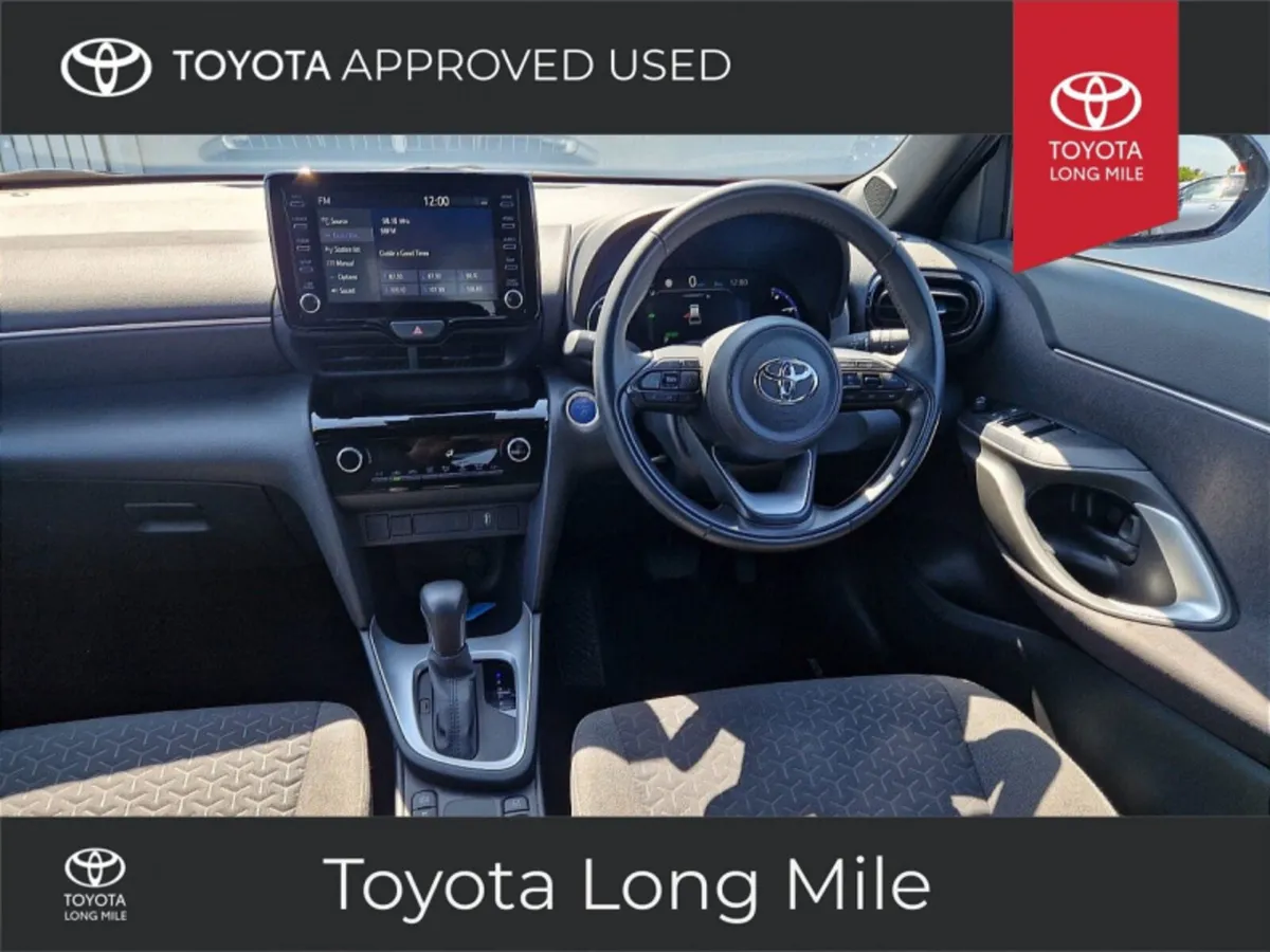 Toyota Yaris Cross 1.5 Hybrid Luna Sport 5dr - Image 4