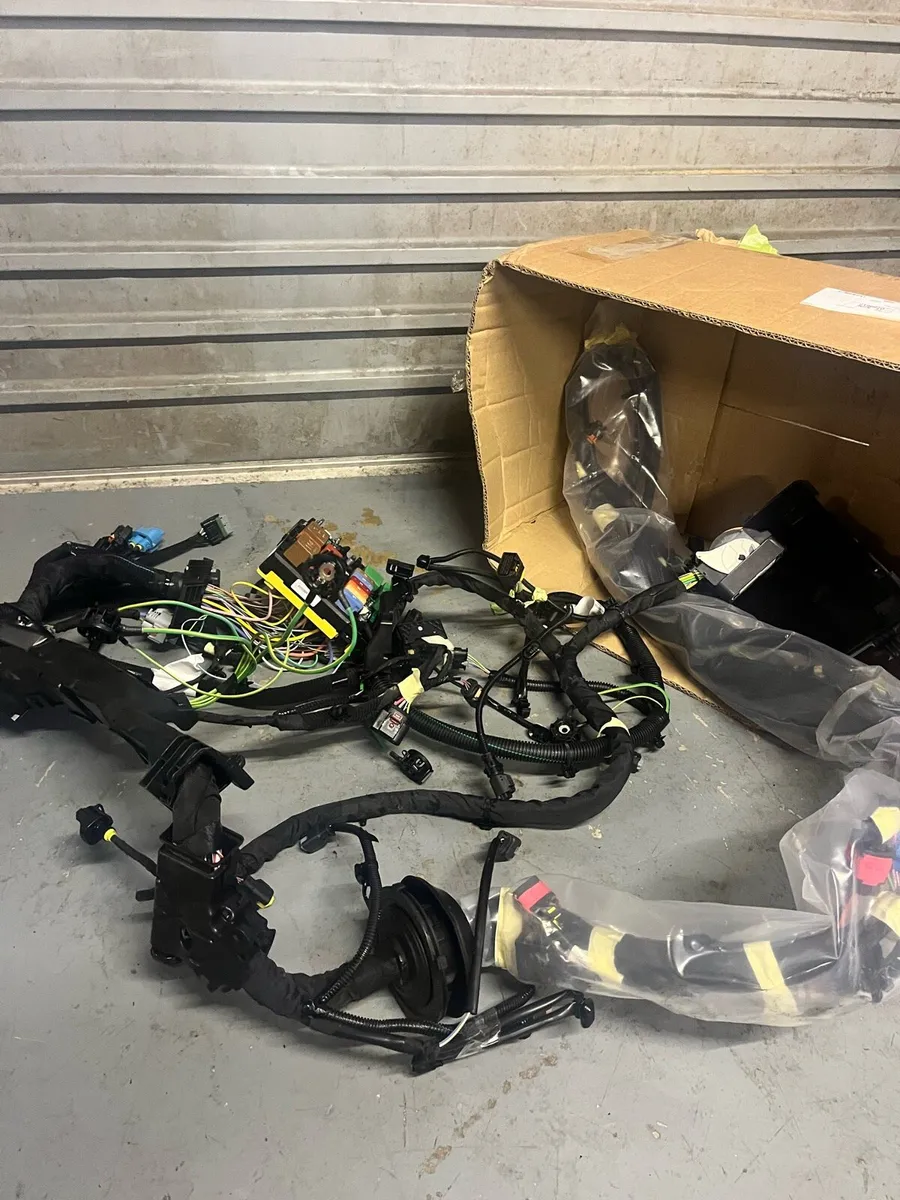 Braking ; Citroen berlingo 2023 full wiring loom