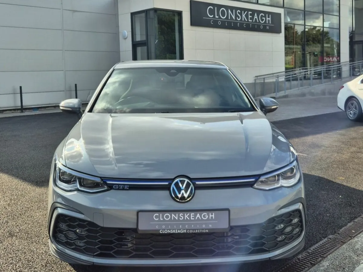 Volkswagen Golf GTE DSG - Image 2