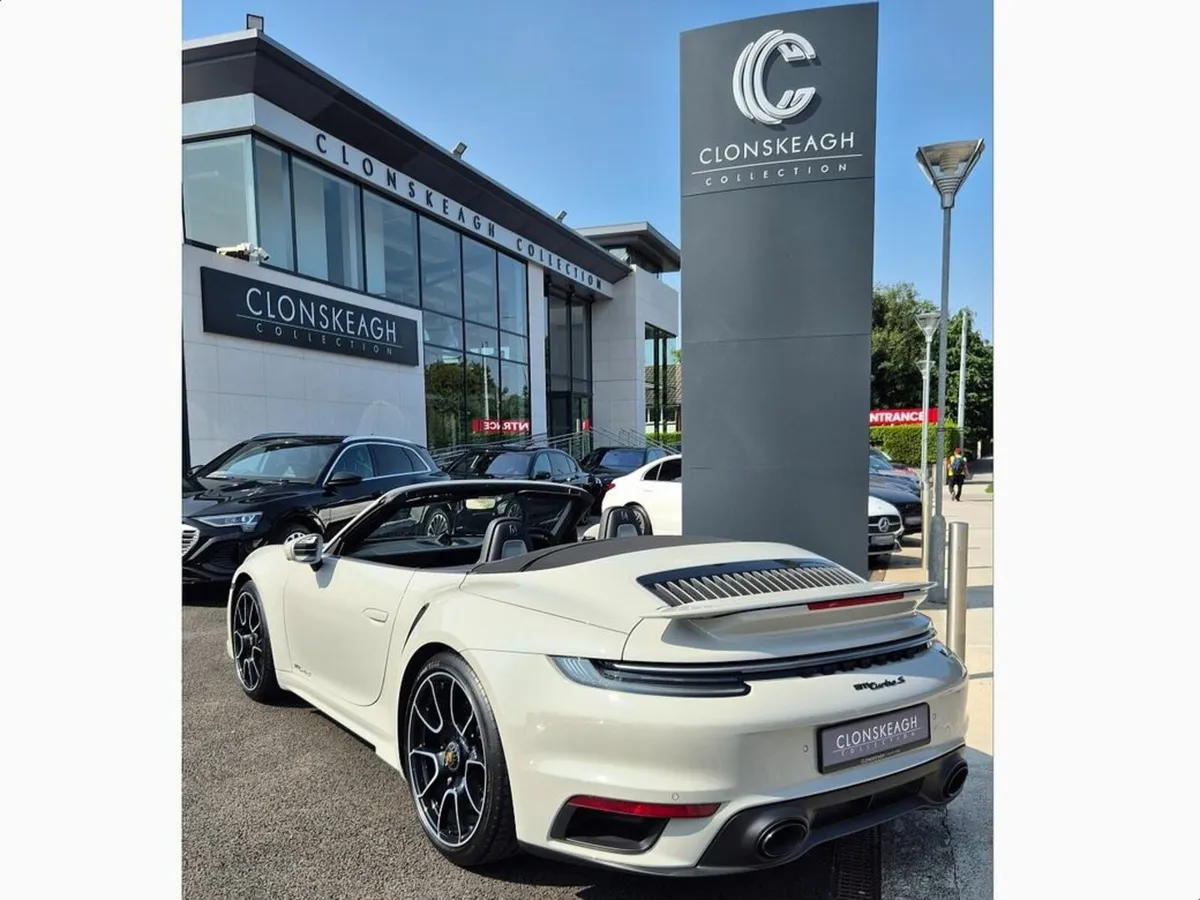 Porsche 911 TURBO S CABRIOLET - Image 3