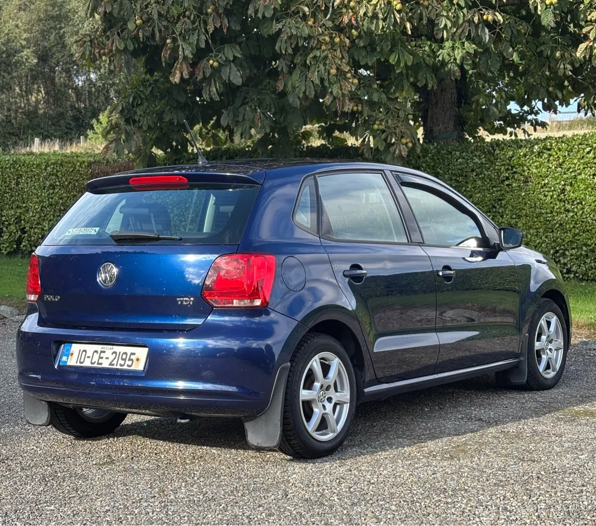 10 VW Polo 1.6 Diesel- Taxed and Tested - Image 4