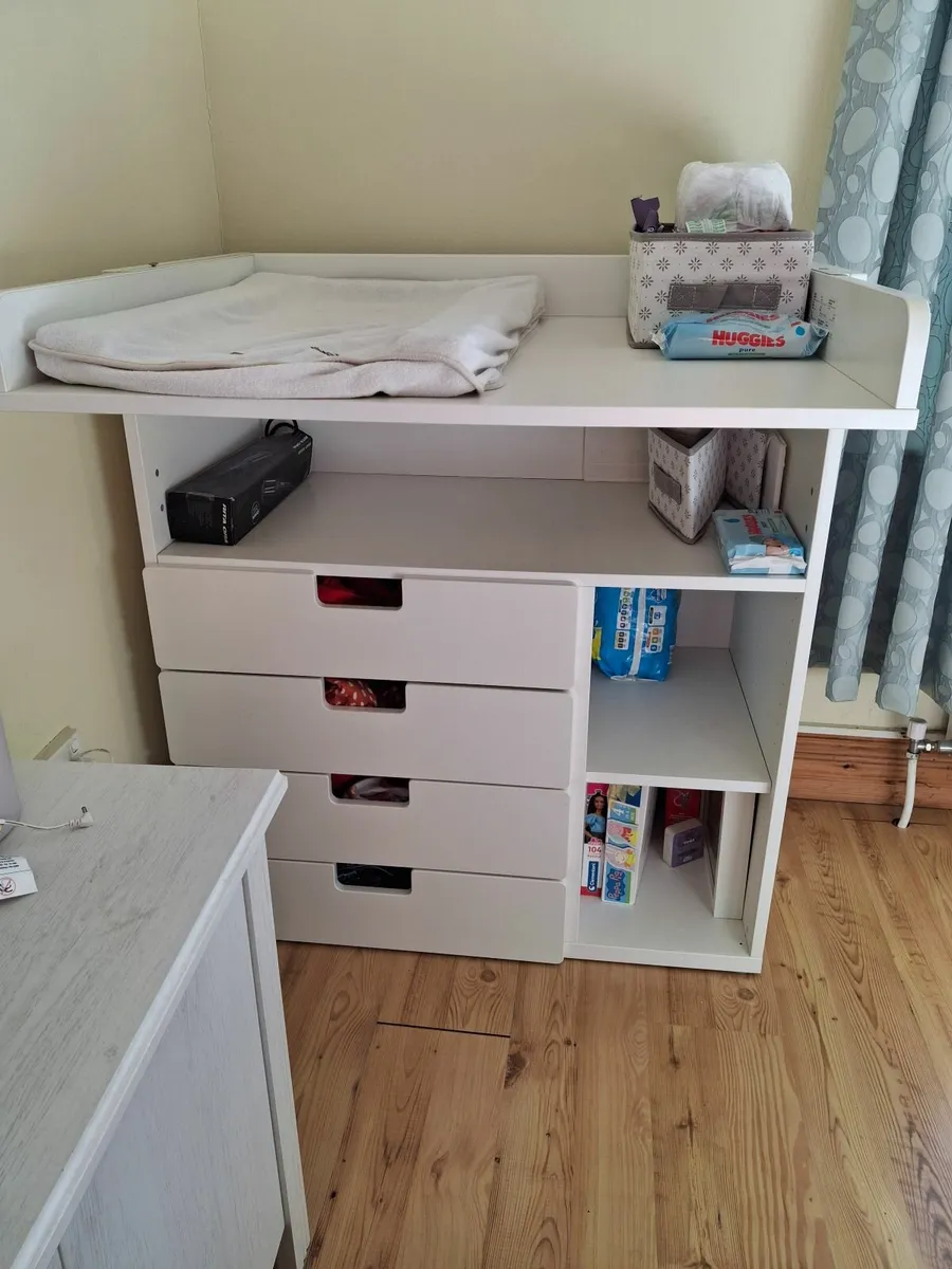 Changing table with drawers - Image 3