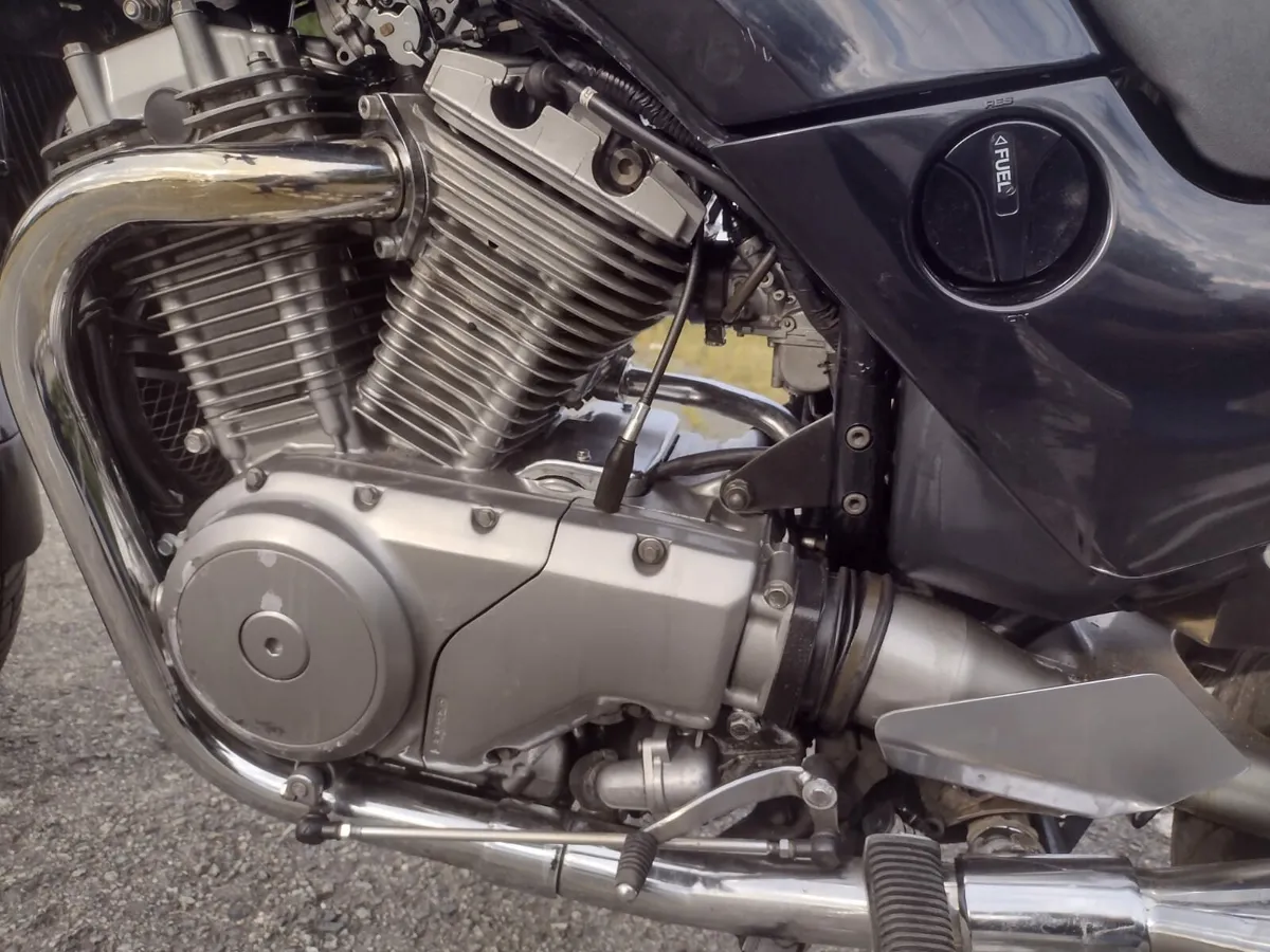 SUZUKI VX 800 - Image 3