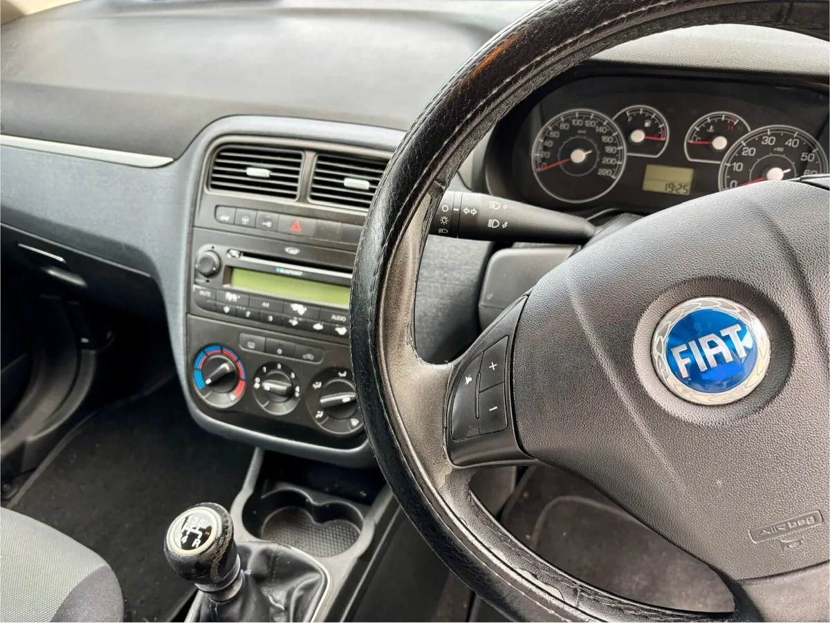 Fiat Punto Grande 2008 - Image 4