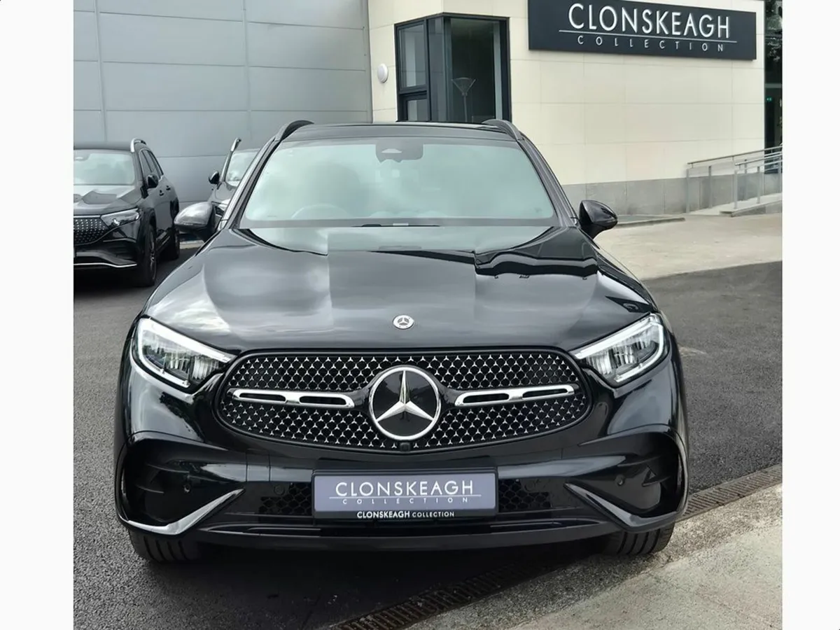 Mercedes-Benz GLC GLC 300 E 4MATIC URBAN EDITION - Image 2