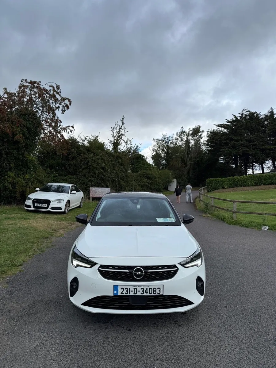 Car - Image 2